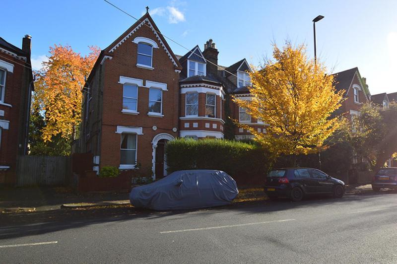 לונדון 2 Bedroom Top Floor Flat, West Dulwich Free Street Parking מראה חיצוני תמונה